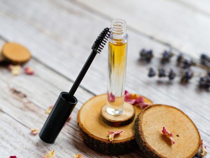 DIY Eyelash Growth Serum Recipe for Fuller Lashes - Lavender Gypsy